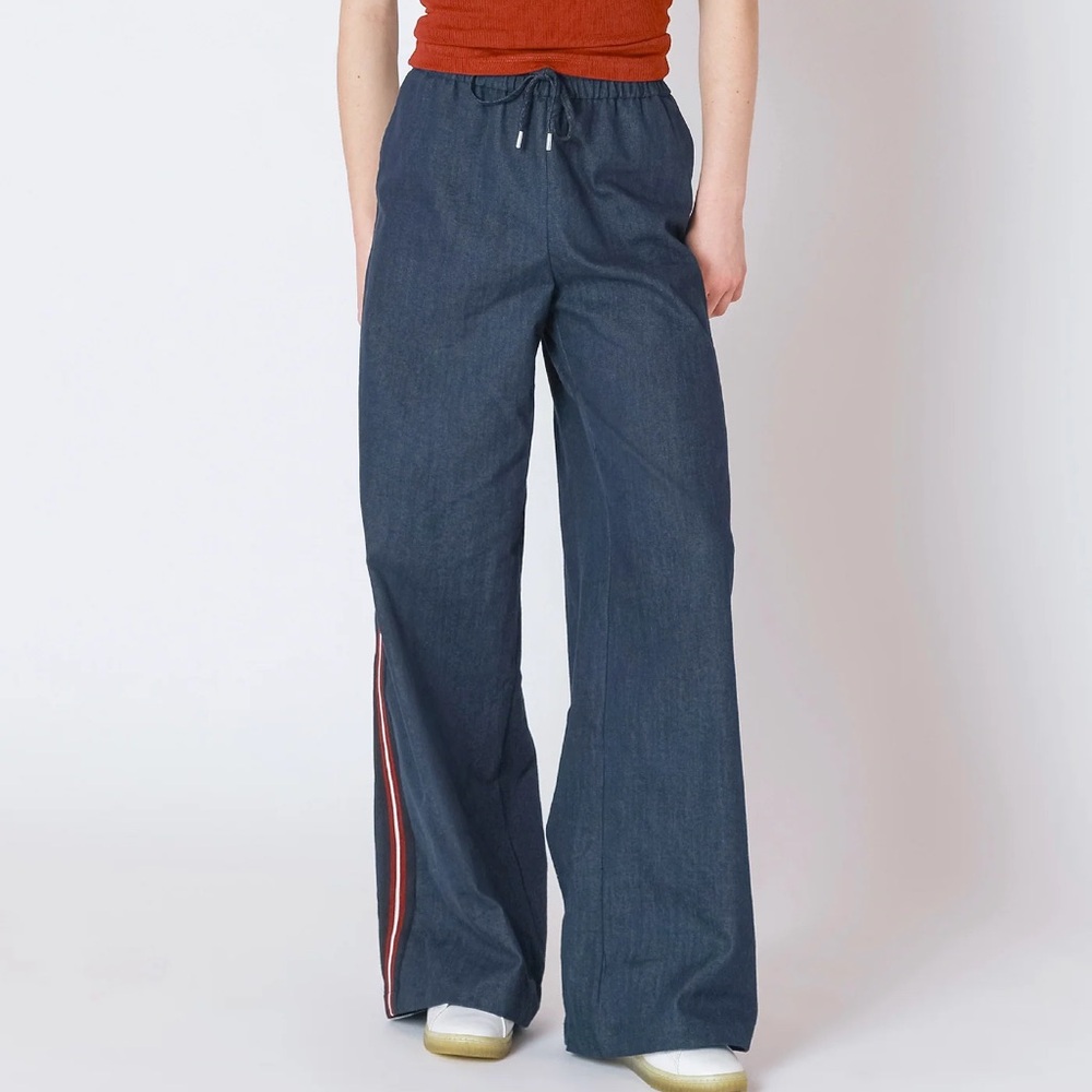 ZARA Blue Denim Wide Leg Drawstring Pull-on Pants w Red Side Stripe